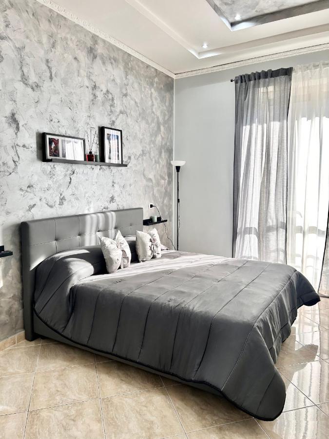 Casa Vacanze The Fortress Leilighet Napoli Eksteriør bilde