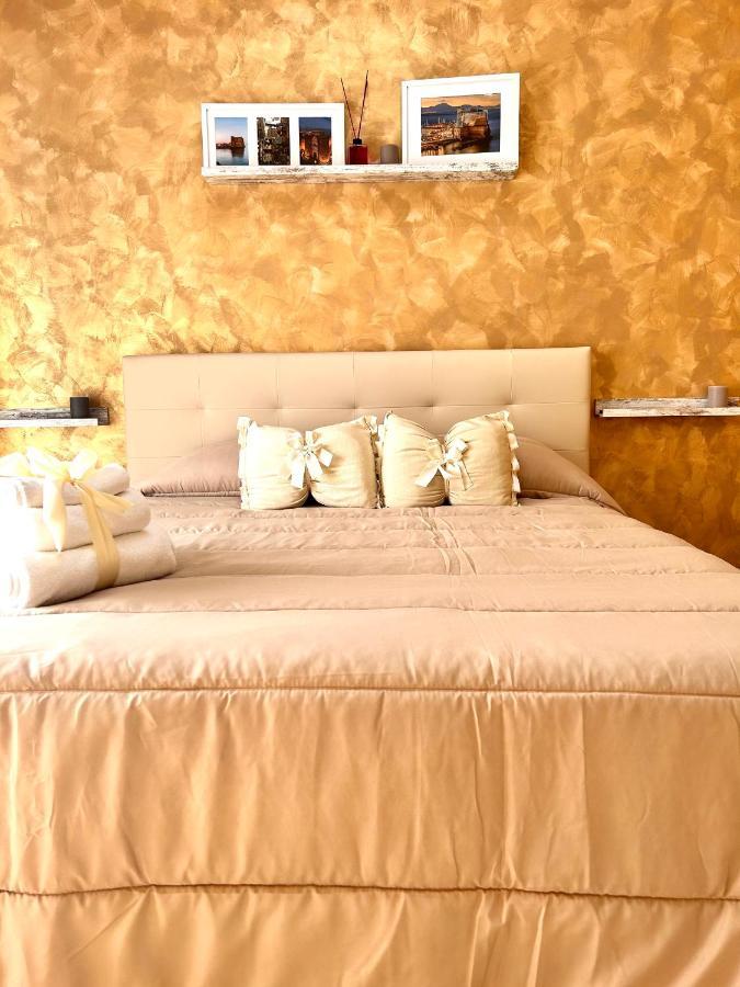 Casa Vacanze The Fortress Leilighet Napoli Eksteriør bilde